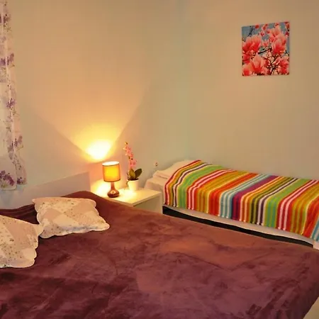 By The Sea - Diklo, - 5924 *